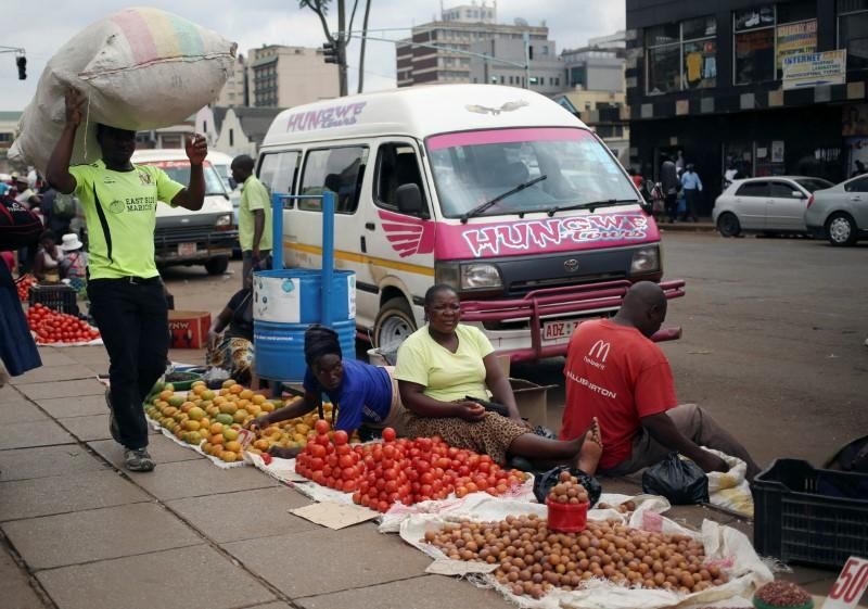 Picture of vendors by NewsDay on Zealous Thierry (Kumbirai Thierry Nhamo)